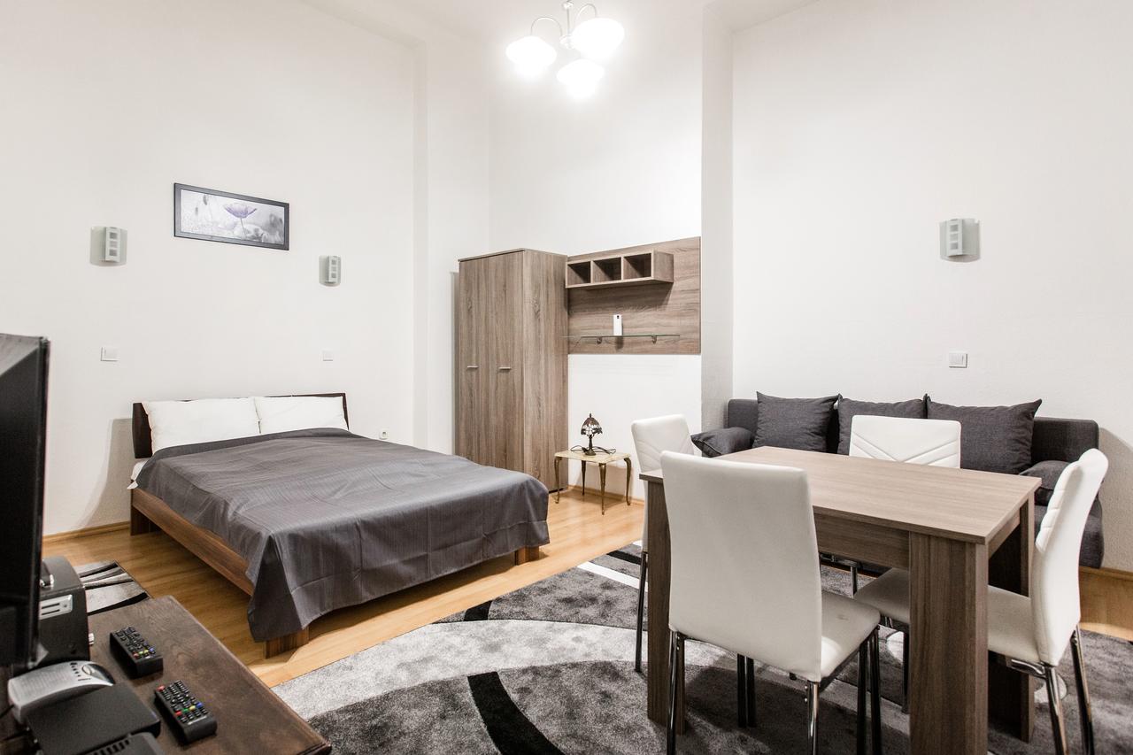 W2 Synagogue Apartment Budapest Luaran gambar