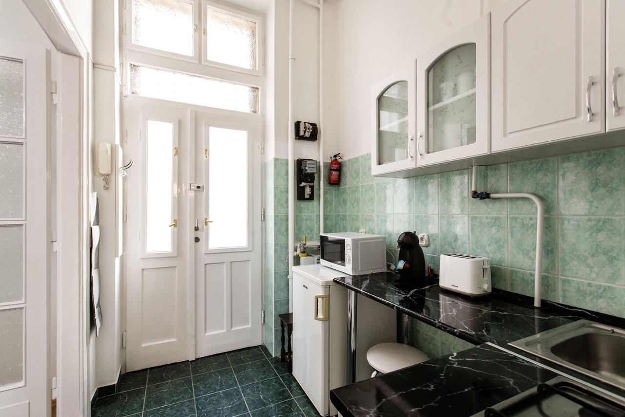 W2 Synagogue Apartment Budapest Luaran gambar